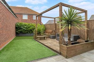 Photo 32- click for photo gallery